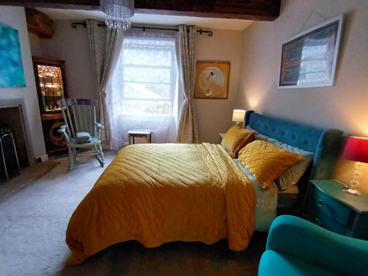 4 Bedroom Period Townhouse In The Heart Of Hebden Hebden Bridge Luaran gambar